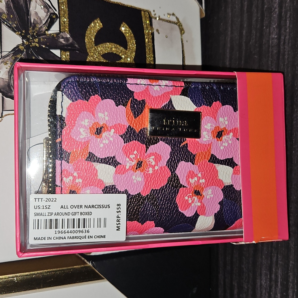 Trina turk NIB small zip around wallet. $58 retail - Picture 2 of 4